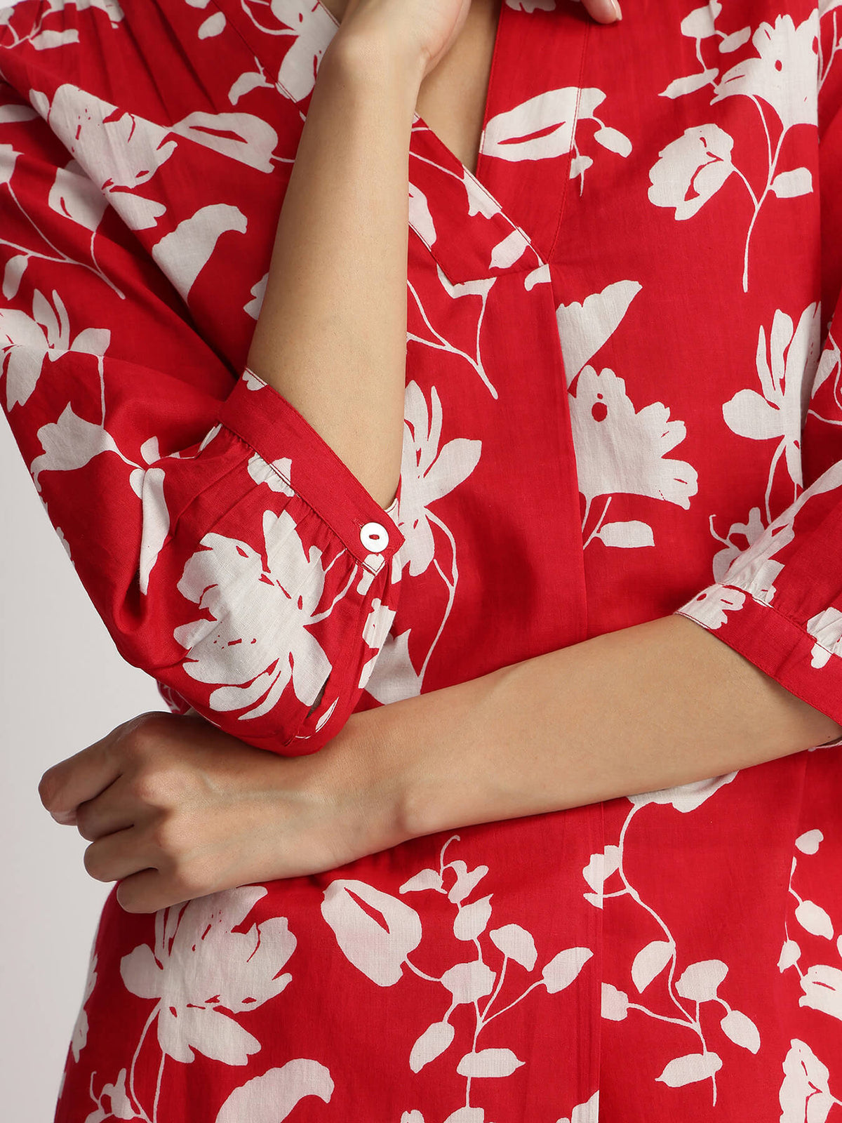Cotton Floral Pleated V-Neck Tunic - Red & White